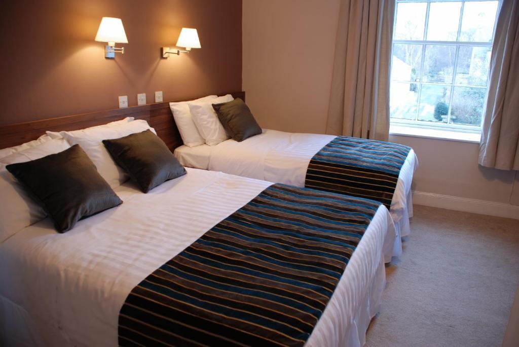 Kirklands Hotel キンロス エクステリア 写真